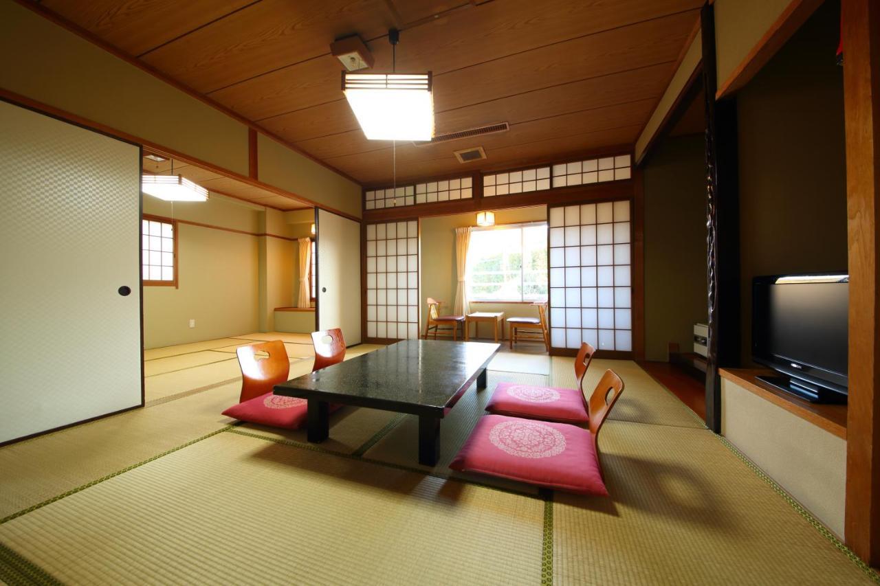 Koyokaku Hotell Ureshino Exteriör bild
